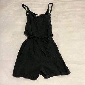 Universal Thread Romper